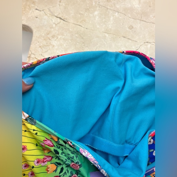 NWOT Johnny Was One-Shoulder Ombré Floral Swimsuit SIZE L - Picture 8 of 8